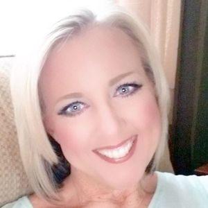 Meet your Posher, Janet